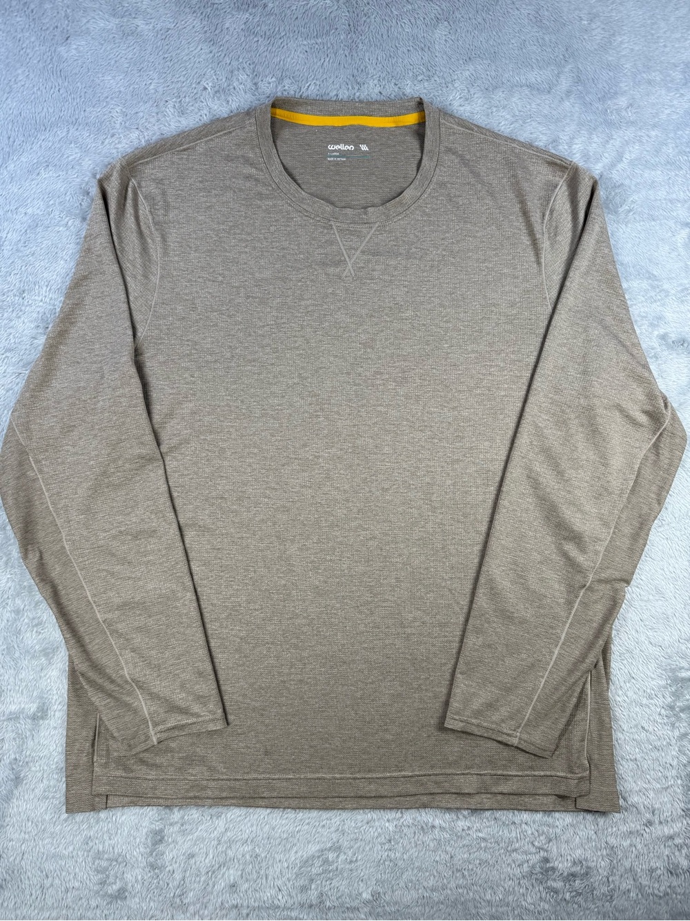 Wellen Men’s XL Oatmeal Beige Performance Long Sleeve Athletic Shirt